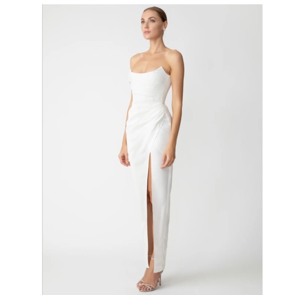 Sau Lee Brandi Gown in White - One-shoulder draped corset maxi dress - Picture 3 of 13